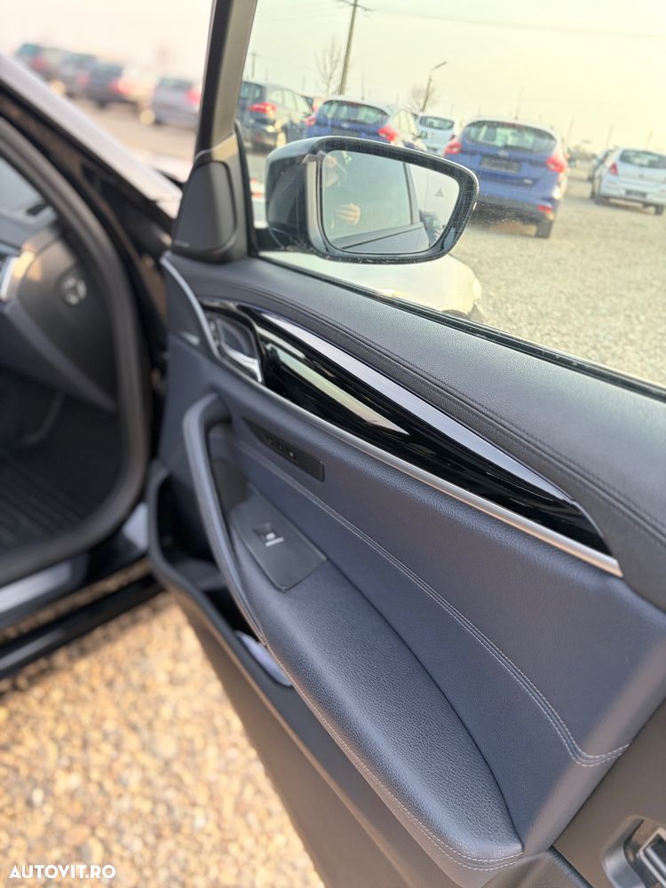 BMW Seria 5 520d xDrive AT - 11