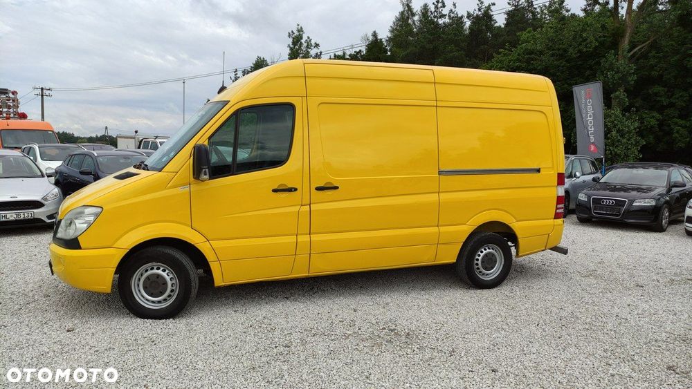 Mercedes-Benz Sprinter - 13