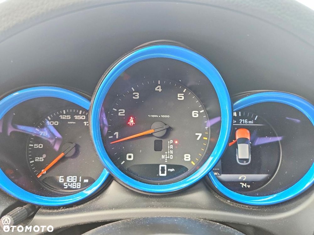 Porsche Macan Standard - 9