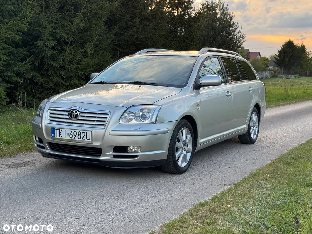Toyota Avensis 2.0 D-4D Executive - 2