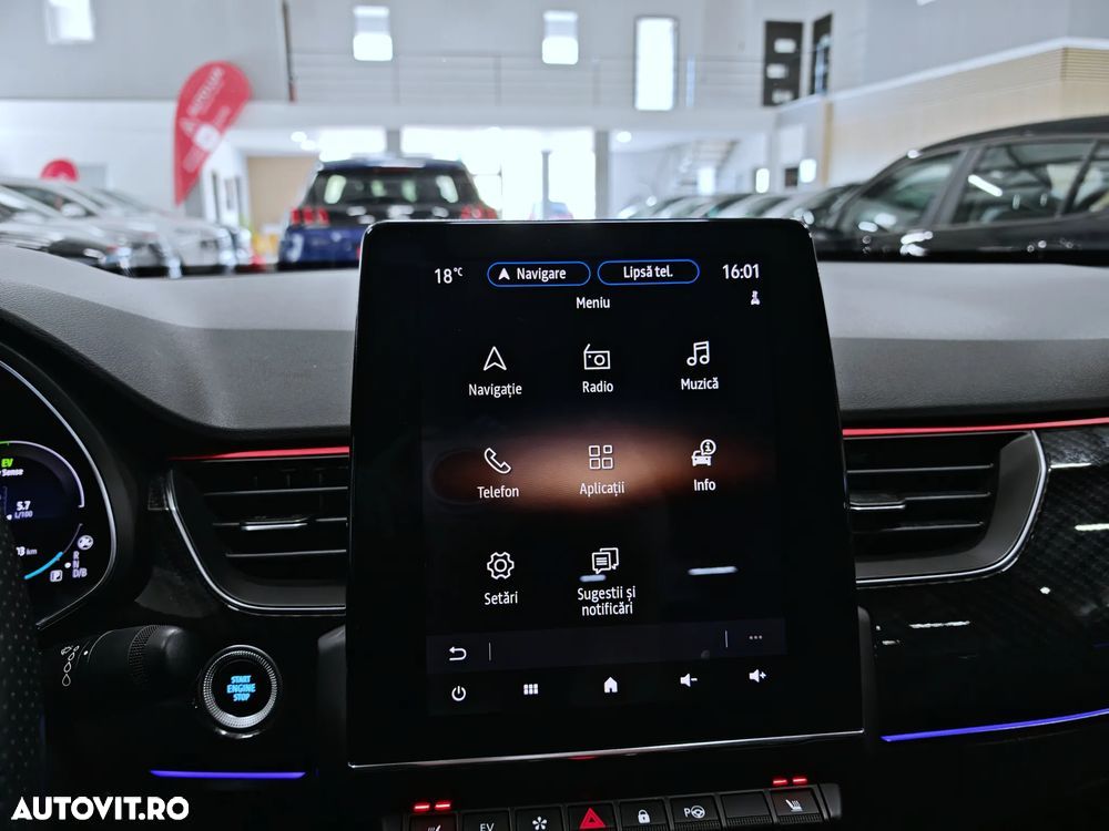 Renault Arkana E-TECH RS Line - 12