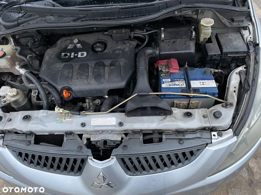 Mitsubishi Grandis 2.0 DID Instyle - 9