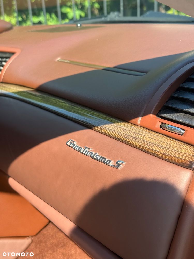 Maserati GranTurismo S Automatik - 22