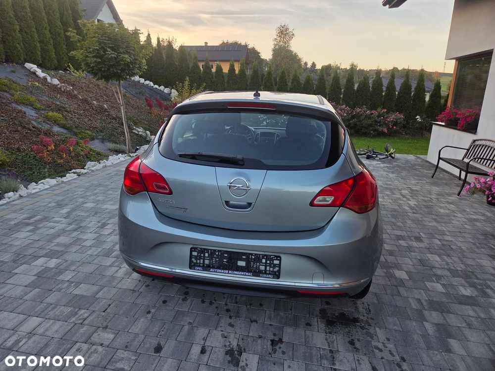 Opel Astra 1.4 T Active - 11