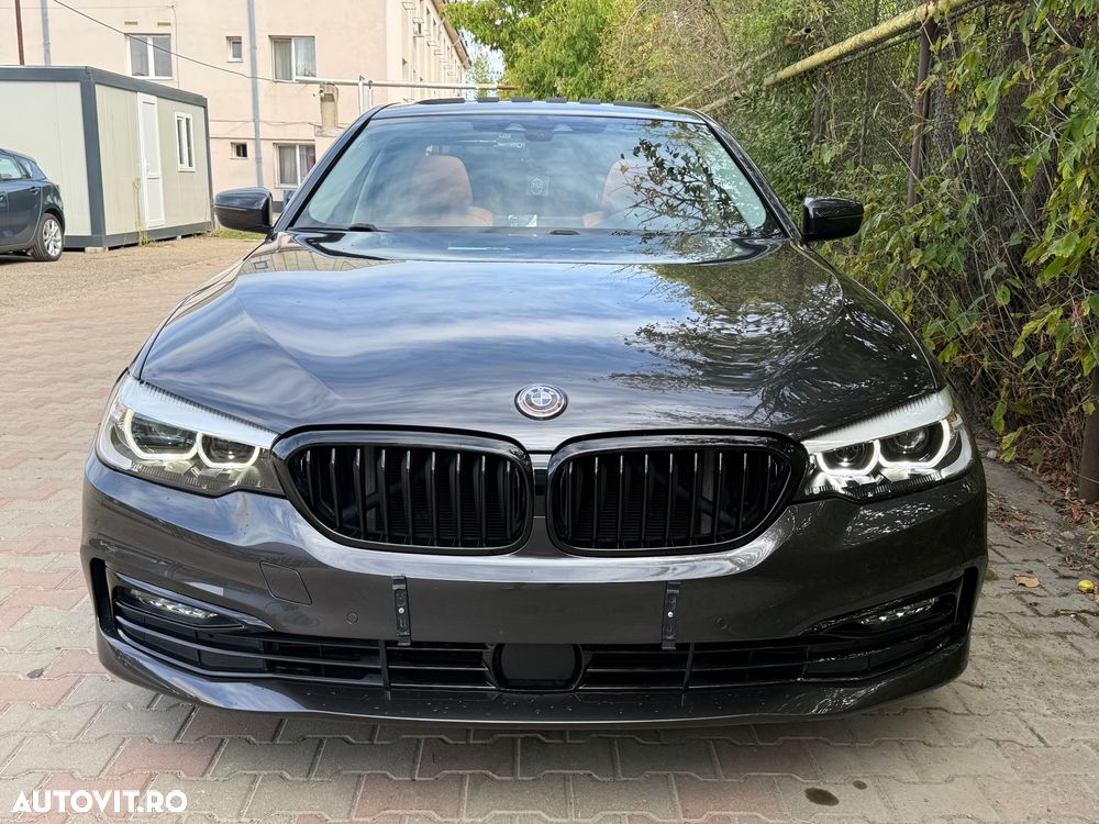 BMW Seria 5 530i AT - 29