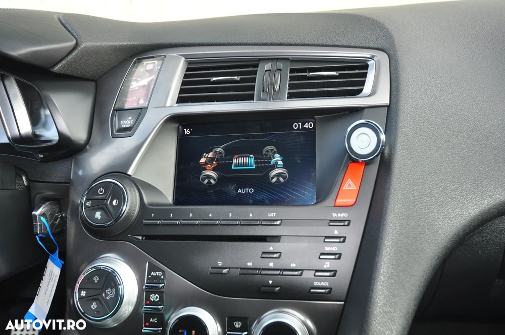 Citroën DS5 Hybrid4 Aut. Business Class - 19