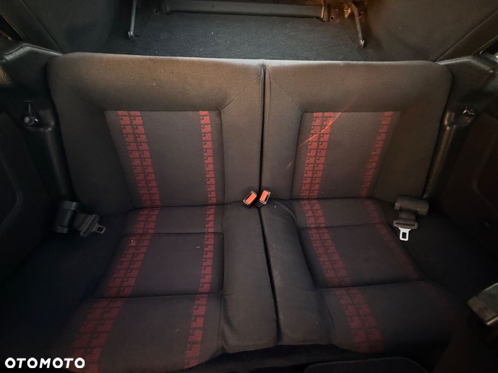 Volkswagen Golf - 15