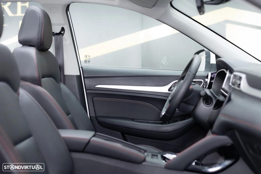 MG ZS EV 72.6 kWh Luxury OBC 11 kW - 22