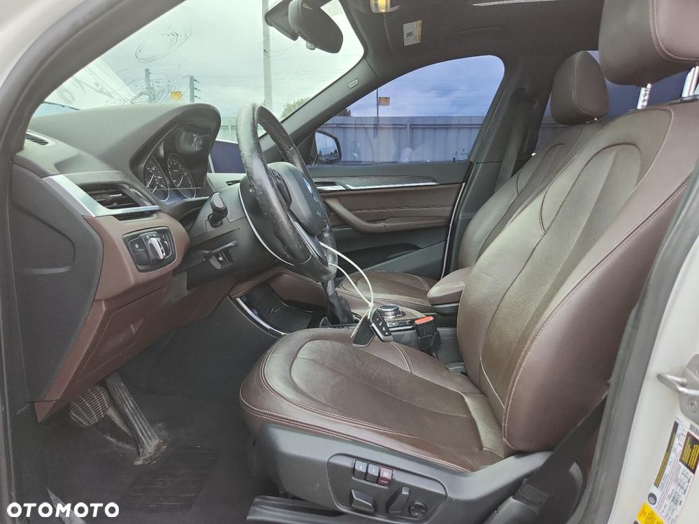 BMW X1 xDrive25i GPF xLine sport - 8