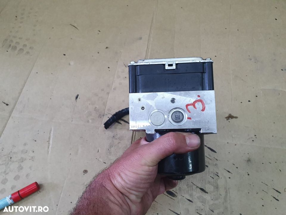 Pompa si calculator ABS pentru BMW X3 F25,X4 F26 cu codul 6875412 - 2