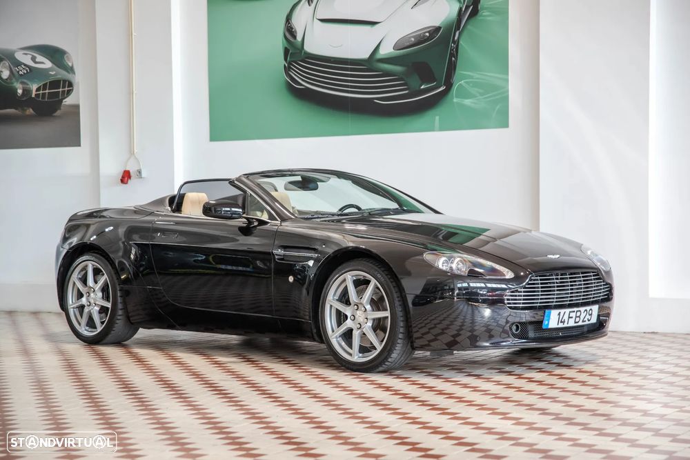 Aston Martin Vantage Coupe V8 Sportshift
