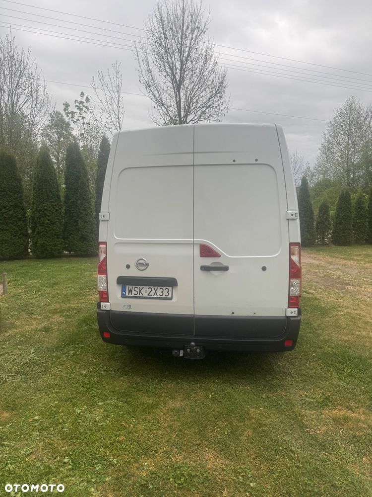 Nissan NV 400 - 6