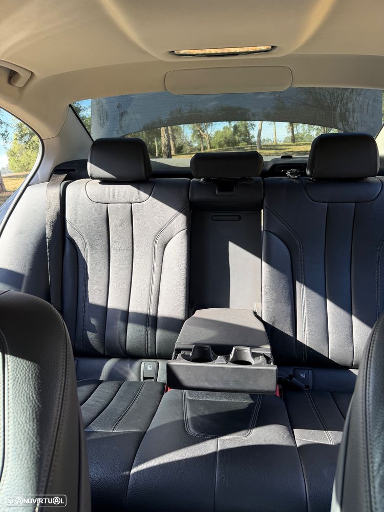 BMW 530 e iPerformance Line Luxury - 24