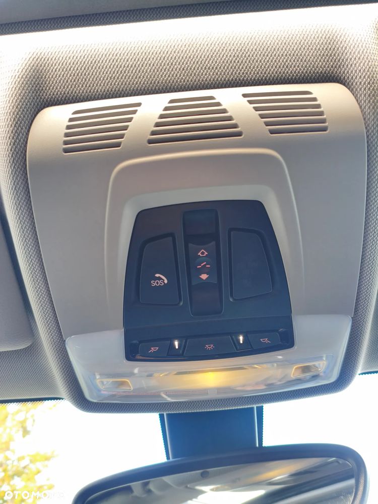 BMW Seria 1 - 16