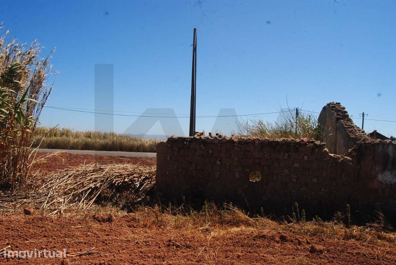 Terreno com 16.520 m2 em A dos Cunhados - Grande imagem: 3/20