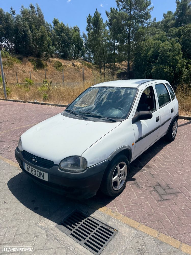 Opel Corsa 1.5 TD - 1