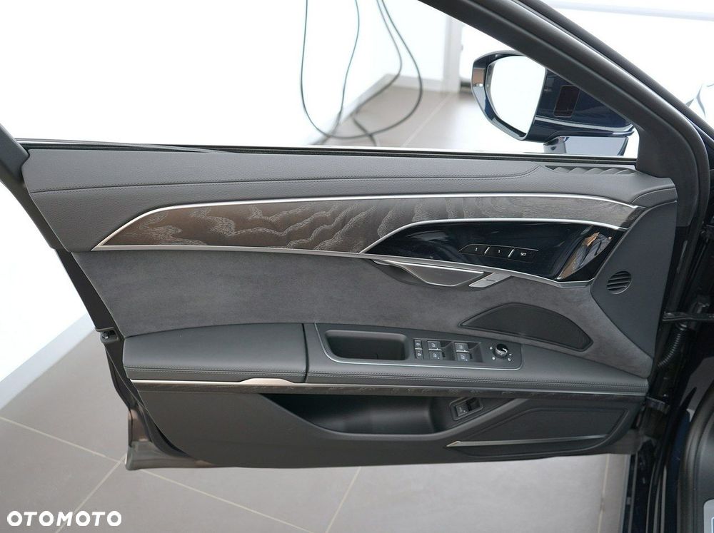 Audi A8 - 13