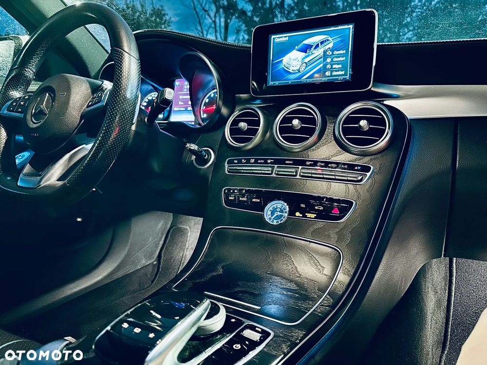 Mercedes-Benz Klasa C 200 4-Matic 7G-TRONIC - 17