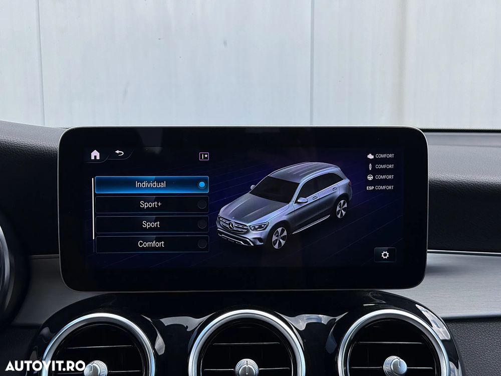Mercedes-Benz GLC 220 d 4MATIC 9G-TRONIC AMG Line Plus - 34
