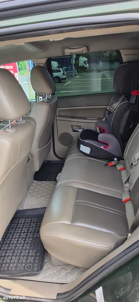Jeep Grand Cherokee - 4