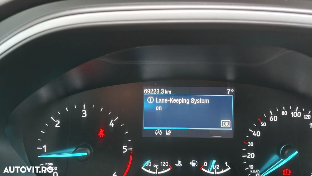 Ford Focus 1.5 EcoBlue ST Line Business - 21