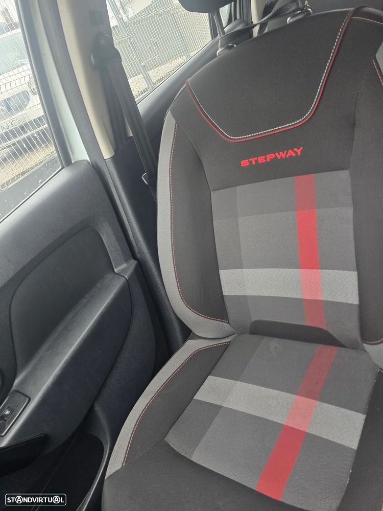 Dacia Sandero 0.9 TCe Stepway - 5