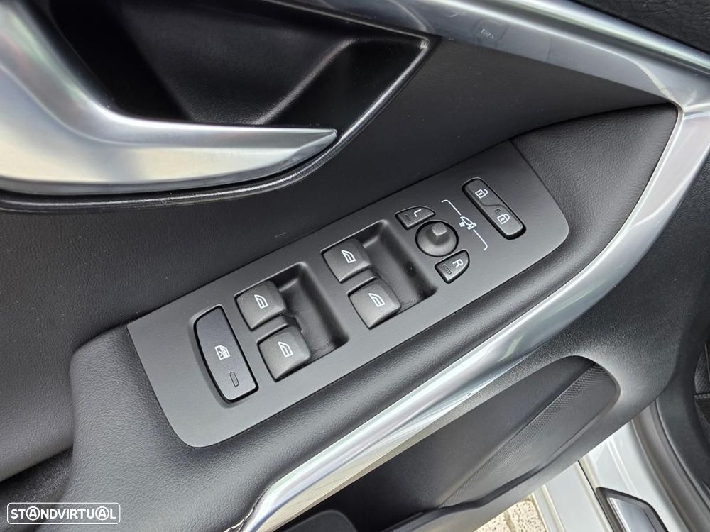 Volvo V40 1.5 T3 Sport Edition R Geartronic - 30