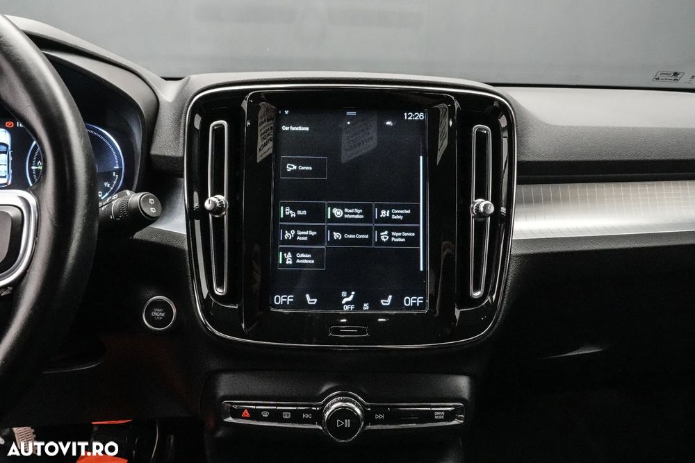Volvo XC 40 Recharge T5 Twin Engine AT7 Inscription Expression - 22