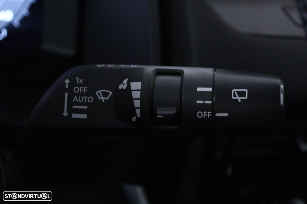 Nissan Qashqai - 25