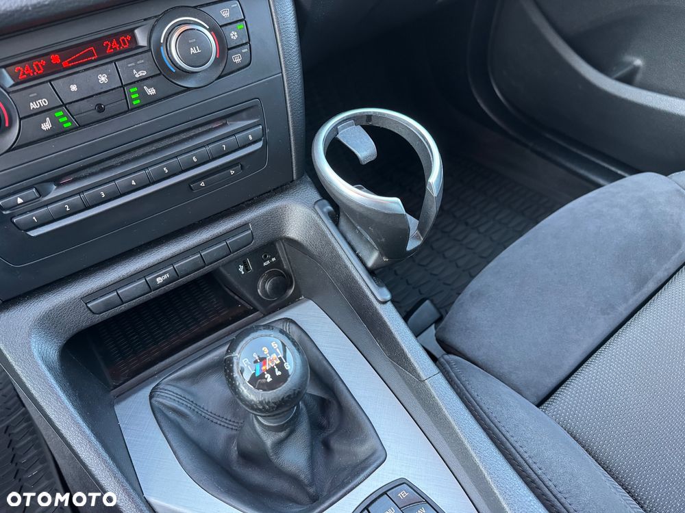 BMW X1 sDrive18i - 15