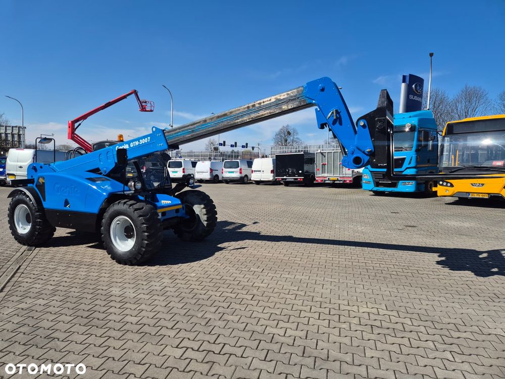 Genie GTH 3007 / 4X4 / NISKIE MOTOGODZINY / WIDŁY + ŁYŻKA / WOM / PO SERWISIE / 1WŁ / MOŻLIWOŚĆ TRANSPORTU - 8