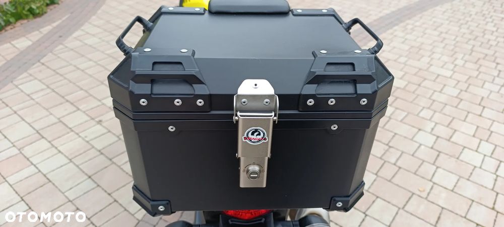 Suzuki V-STROM - 32