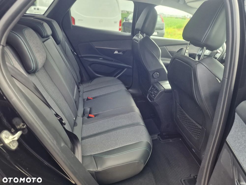 Peugeot 3008 BlueHDi 130 Stop & Start EAT8 Allure Business-Paket - 26