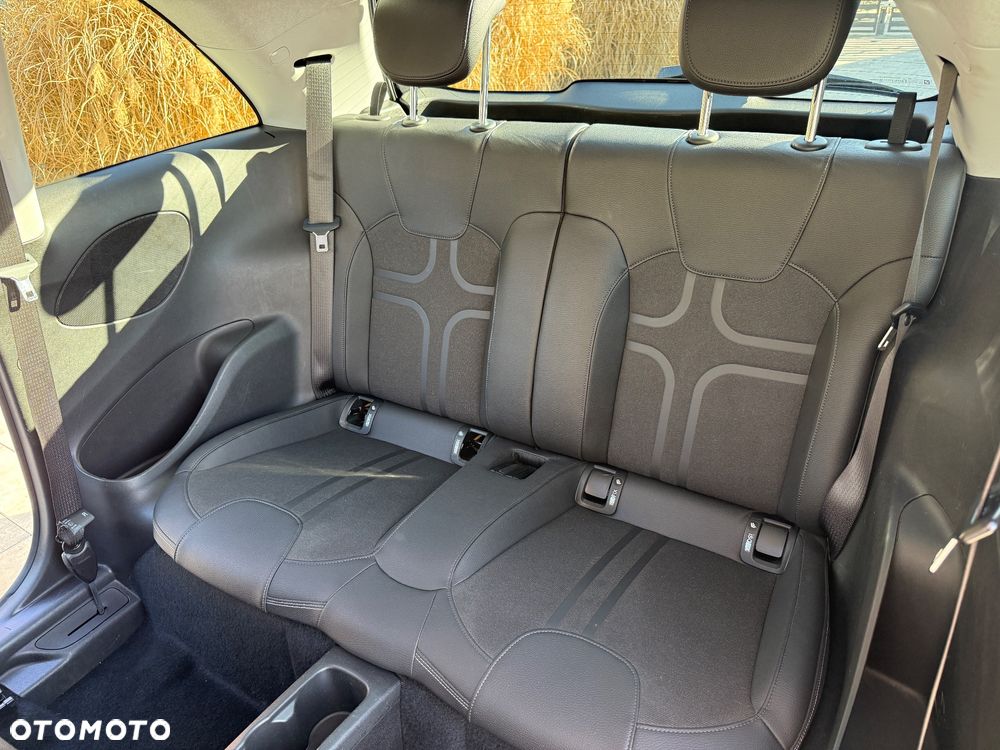 Opel Adam ver-1-4-cosmo - 35