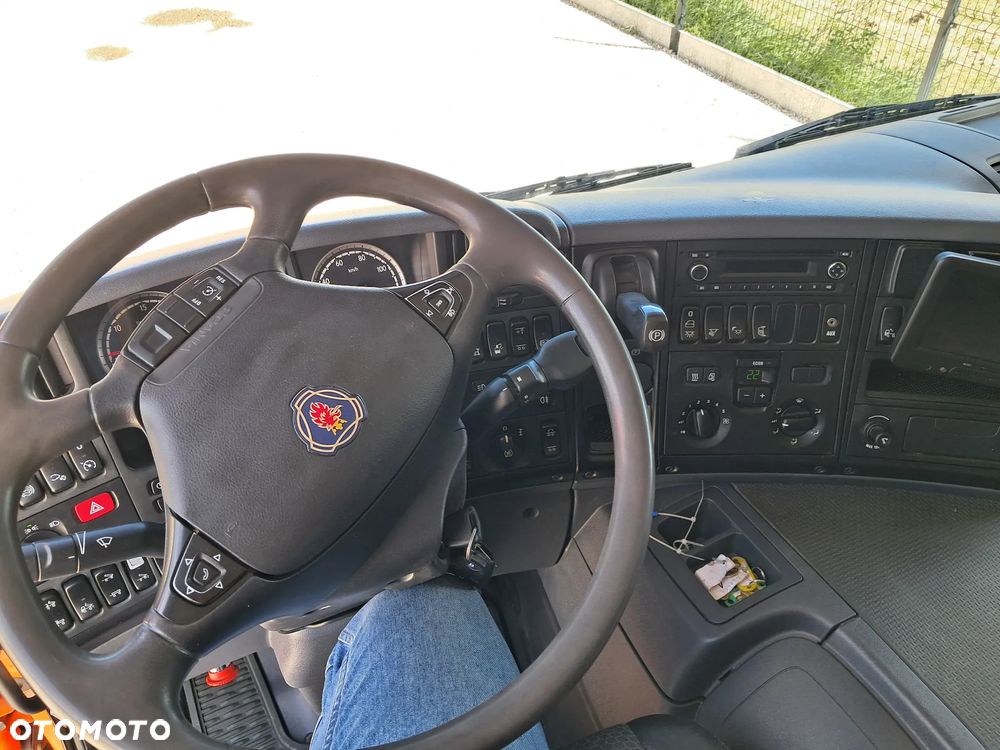 Scania P 380 - 8