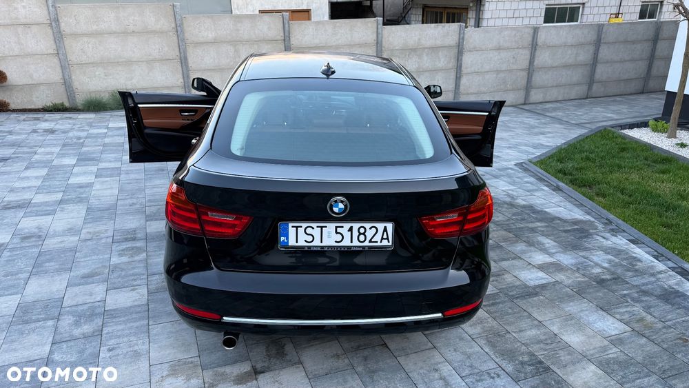 BMW Seria 3 320i Luxury Line - 15