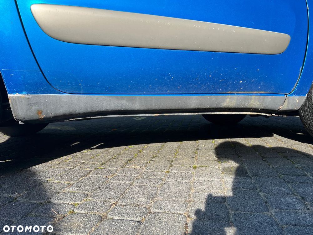 Toyota RAV4 1.8 VVT-i 4x2 - 16