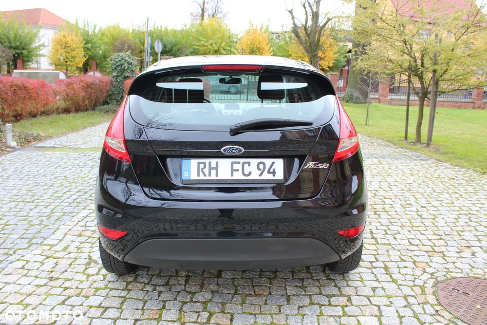 Ford Fiesta - 10