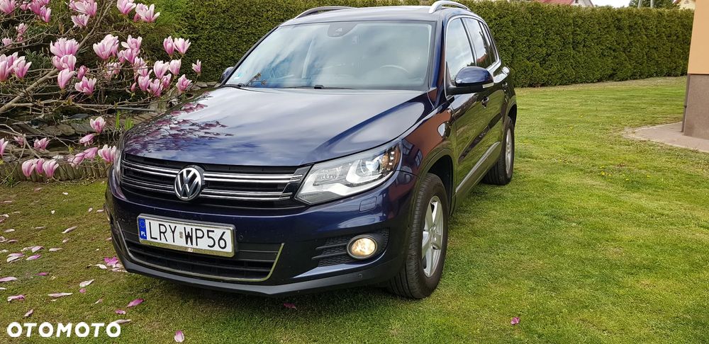 Volkswagen Tiguan 2.0 TDI DPF 4Motion BlueMotion Technology Lounge Sport & Style - 8