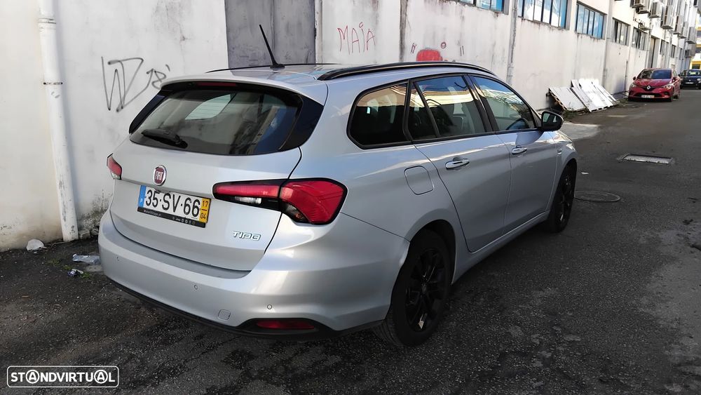 Fiat Tipo Station Wagon 1.3 M-Jet Lounge - 4