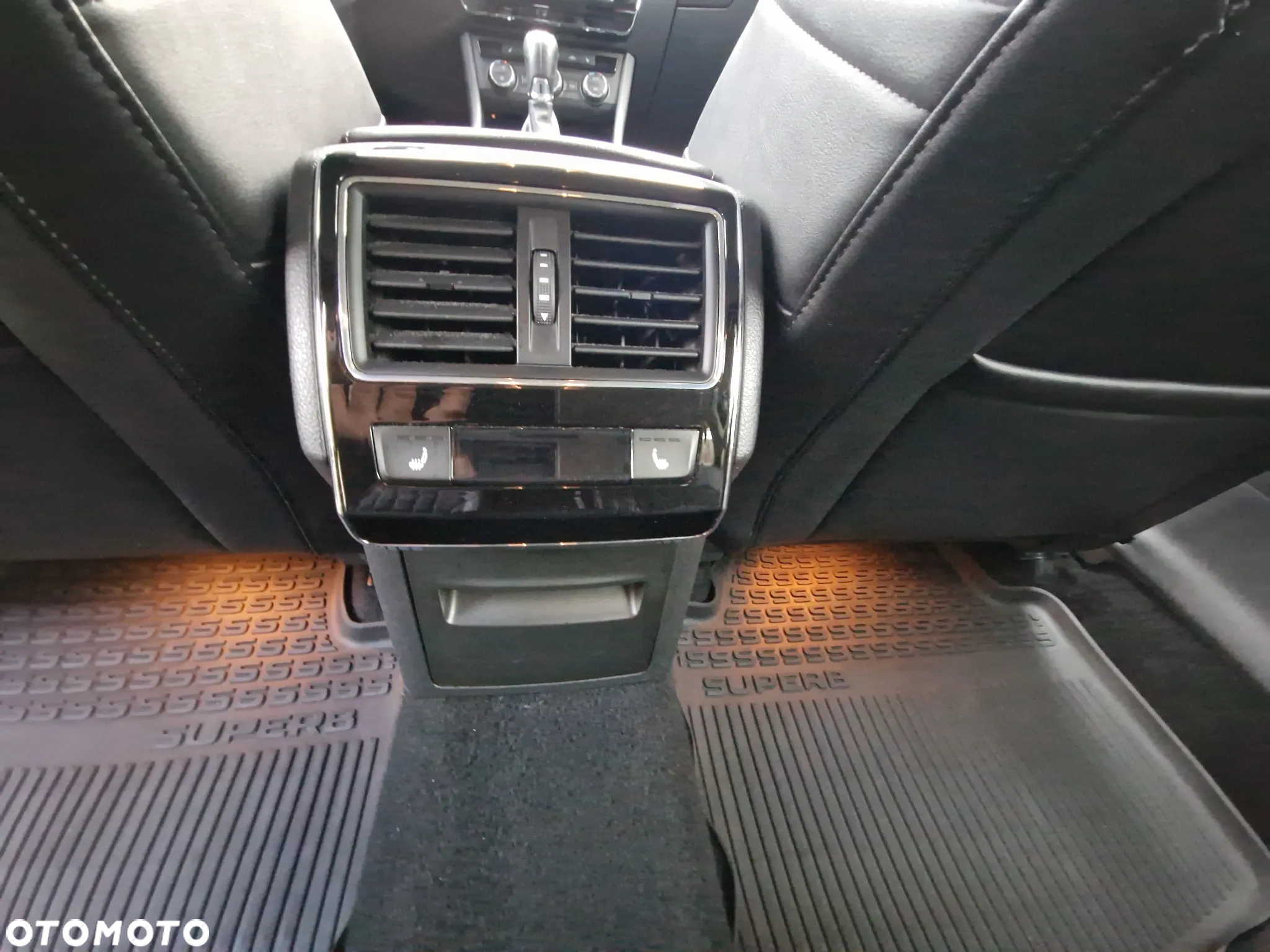 Skoda Superb 2.0 TDI 4x4 Style DSG - 16