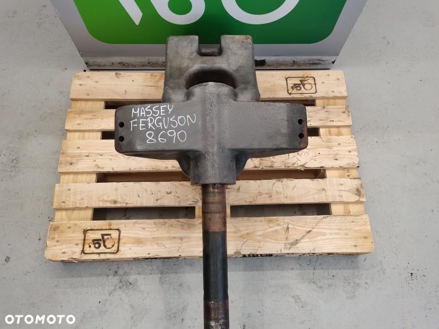 Wahacz Massey Ferguson 8690 7700103261 - 4