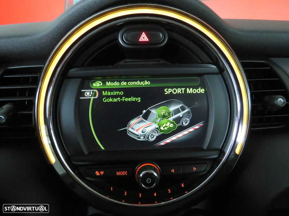 MINI 5 Portas Cooper D - 25