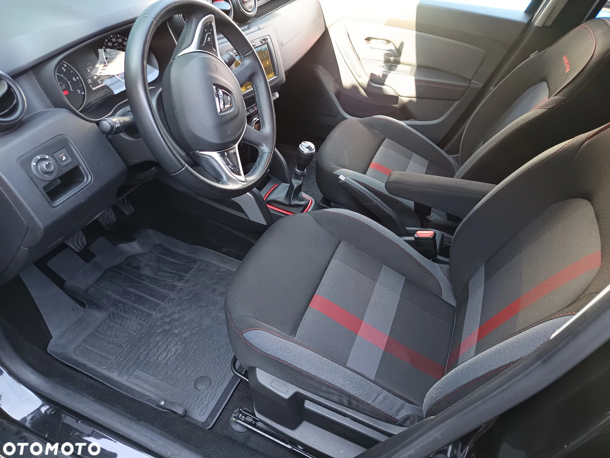 Dacia Duster 1.6 SCe Ambiance S&S - 20