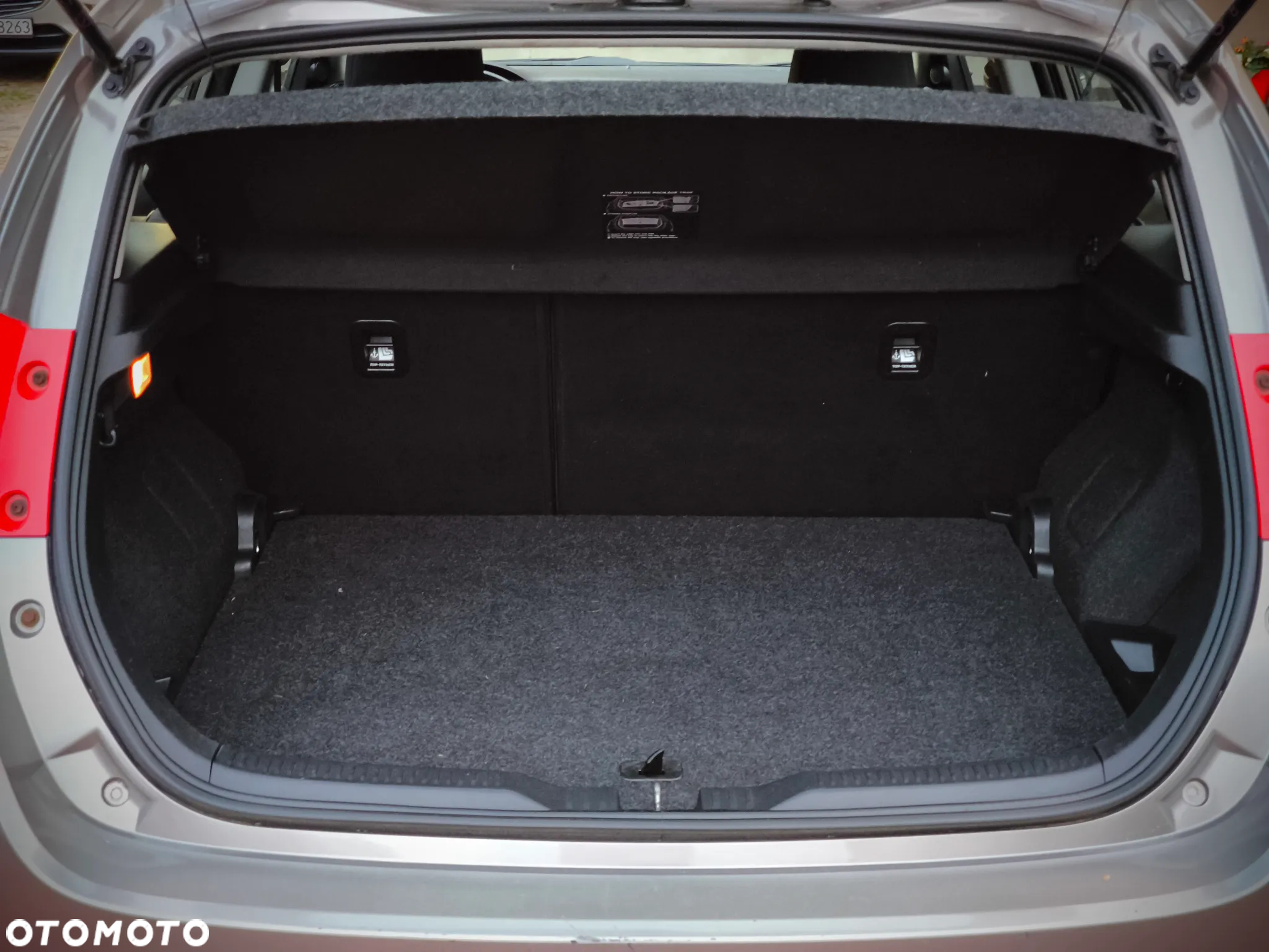 Toyota Auris 1.8 VVT-i Hybrid Automatik Style Selection - 25