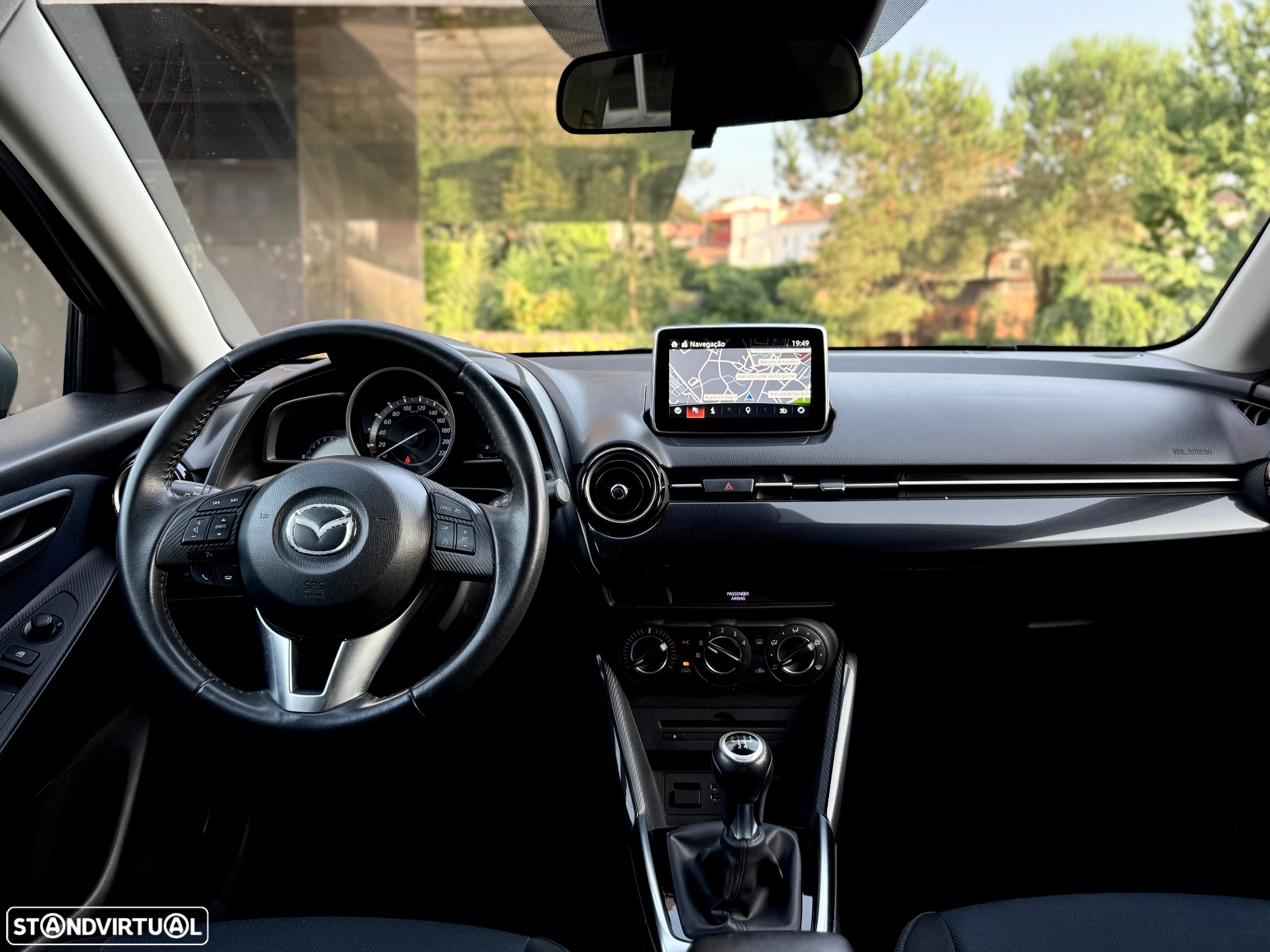 Mazda 2 1.5 Sky.Evolve Navi - 23