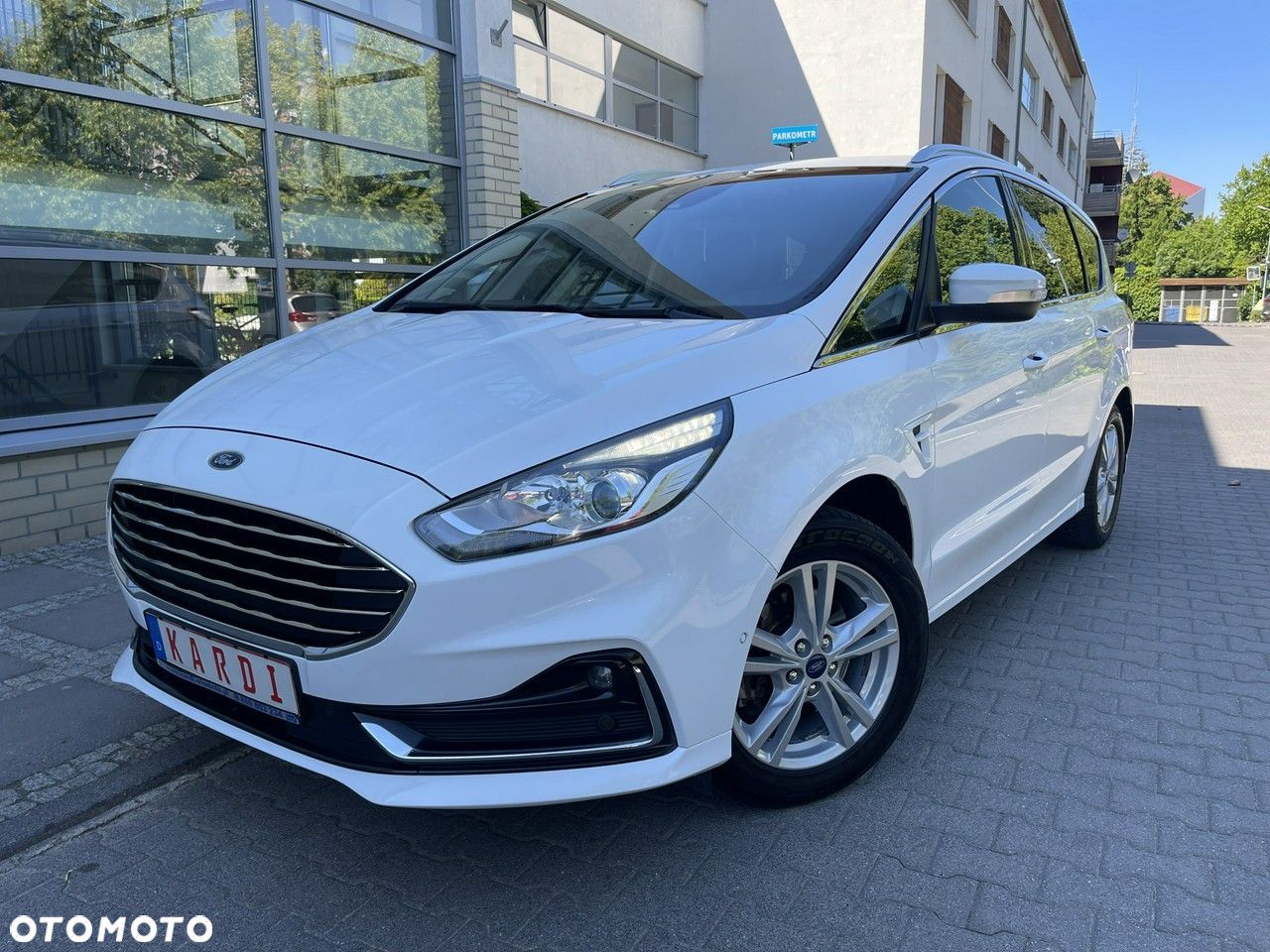 Ford S-Max - 1