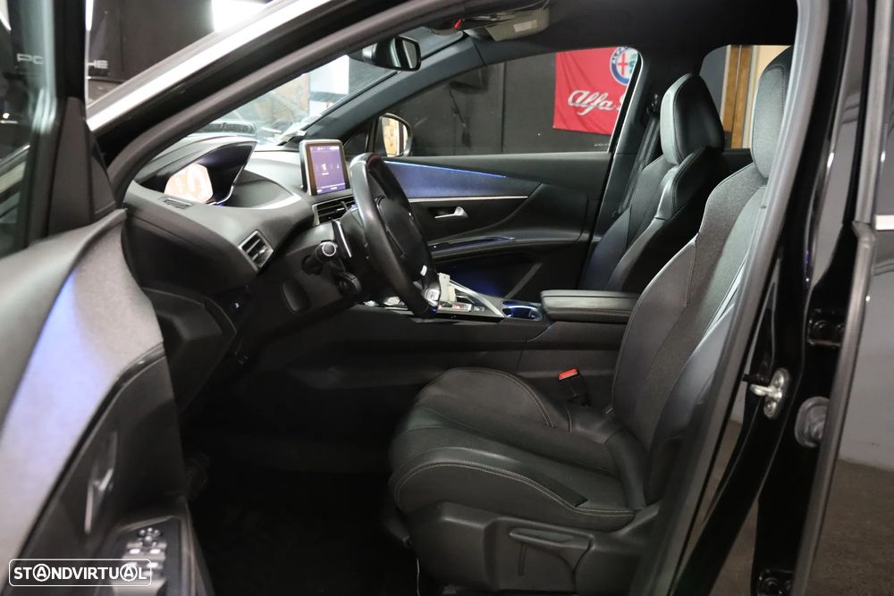 Peugeot 5008 BlueHDI 130 EAT8 GT - 27