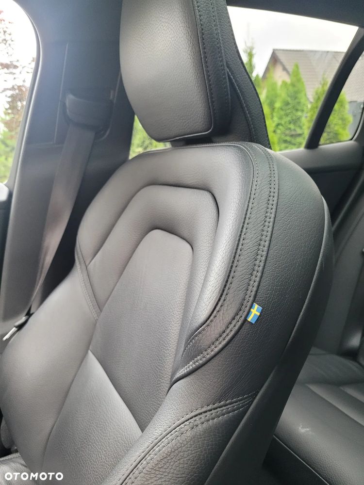 Volvo V60 T6 AWD Twin Engine Geartronic R-Design - 11