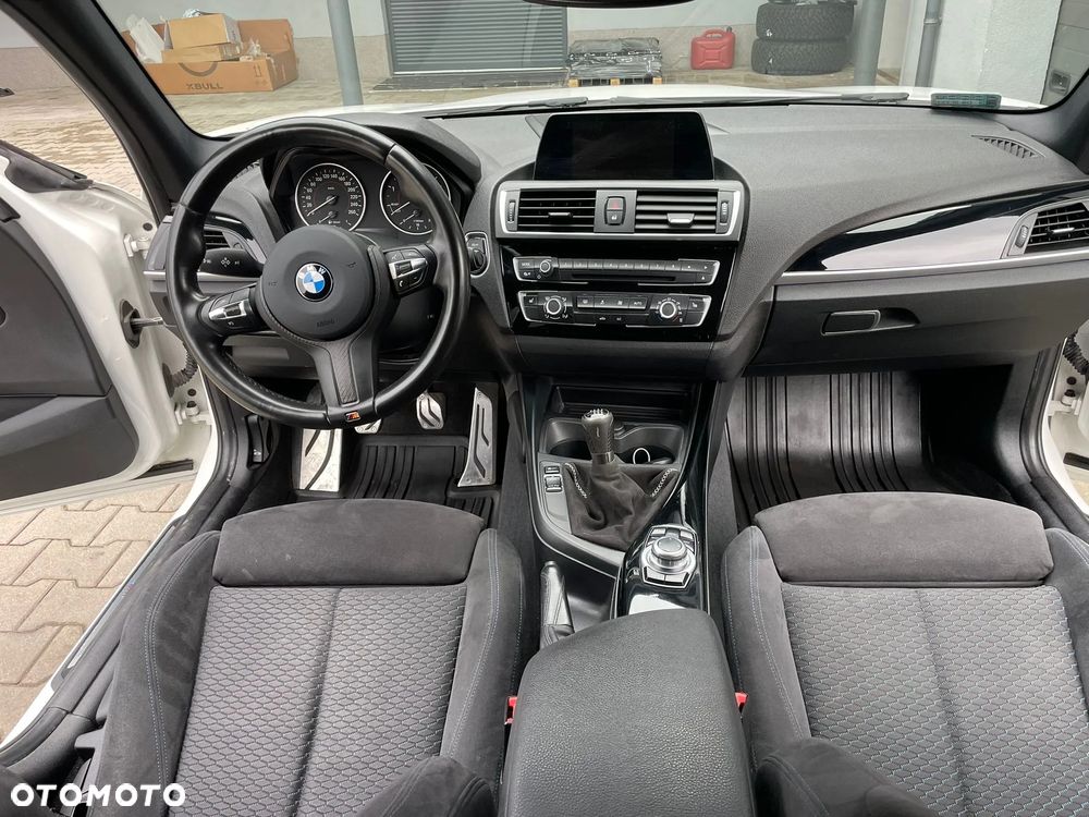 BMW Seria 1 120d M Sport - 23